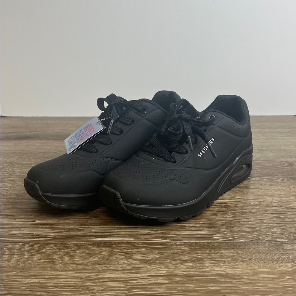 👟 Skechers Black Work & Walking Sneakers – Wipe Clean – Women’s 6 👟